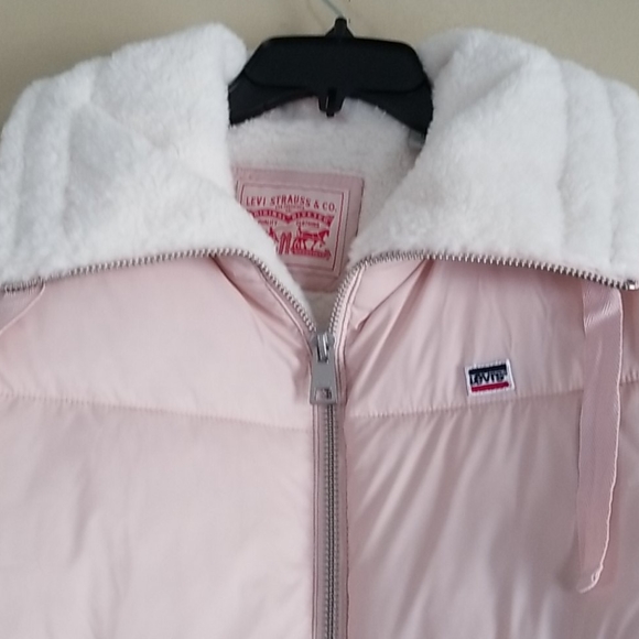 💙HP💙 Levi's Microfiber Heavyweight Puffer Jacket - Picture 10 of 16